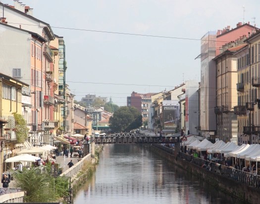 Market in the Navigli area, Milan